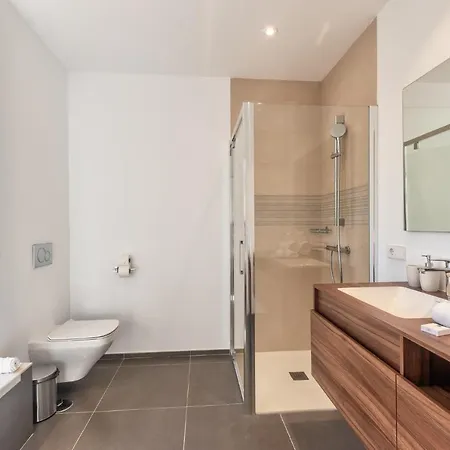 Ancor 2-4 Pool View 2b * Palm-mar